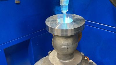 Industrielles Schwei&szlig;en des Ventilsitz | Copyright: PROVALVE Armaturen GmbH & Co. KG